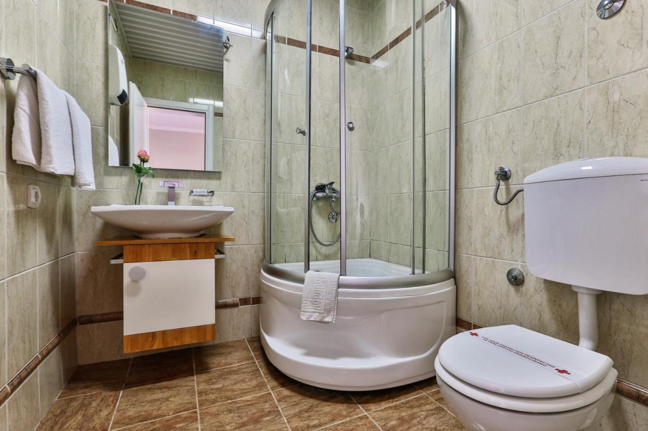 Apartments Misko Utjeha Luaran gambar