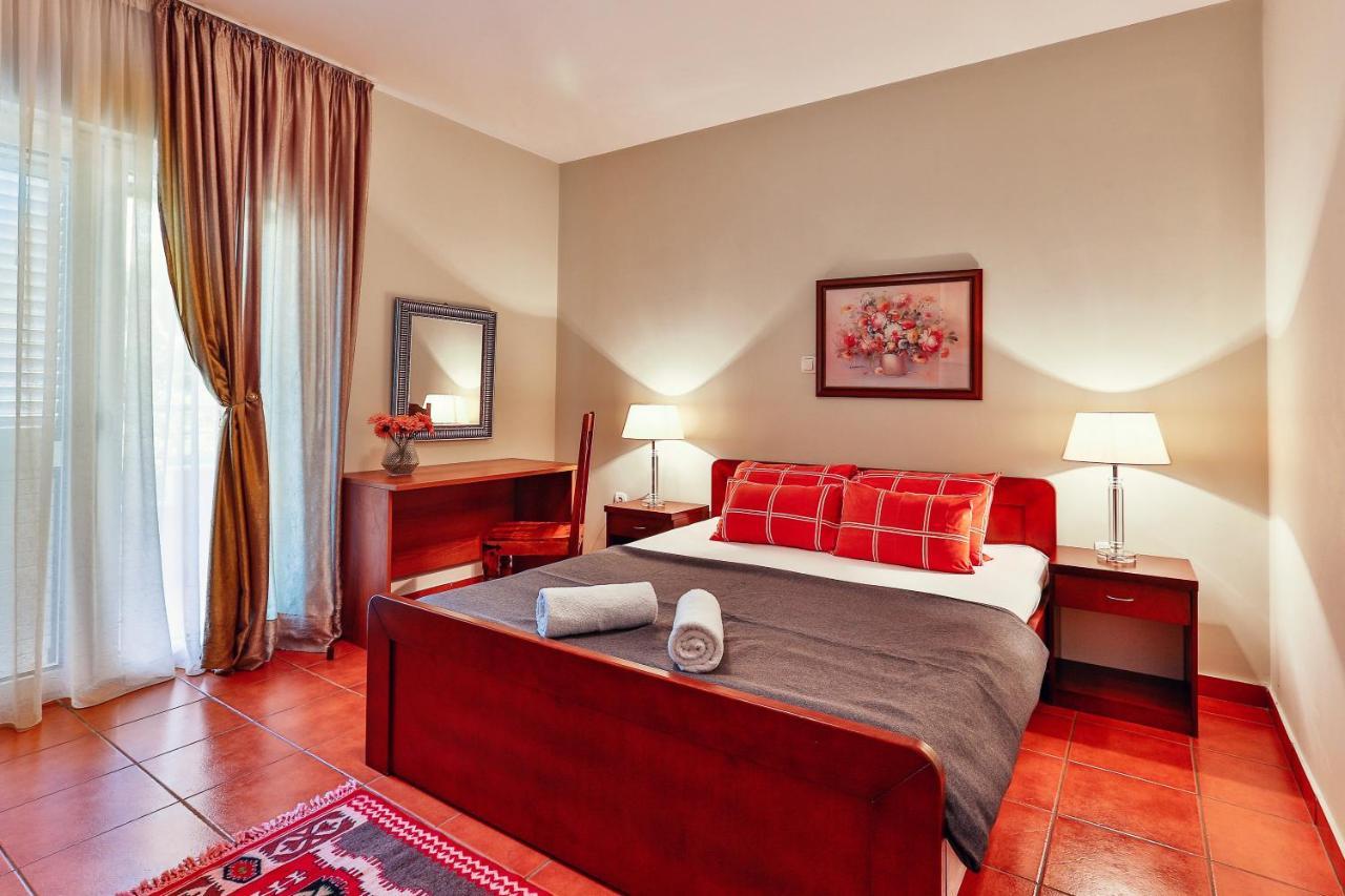 Apartments Misko Utjeha Luaran gambar